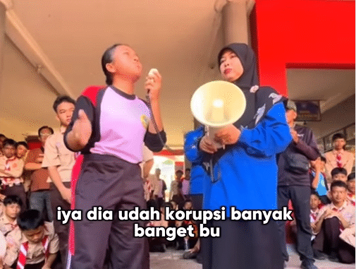 Siswa SMPN 1 Bumiayu Gelar Aksi Protes, Tolak Kepala Sekolah Baru