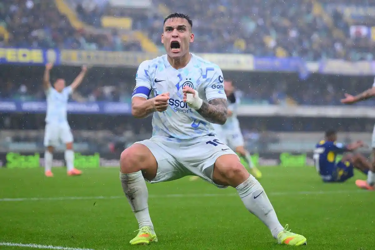 Drama di Akhir Laga! Inter Milan Bungkam Hellas Verona 2-1