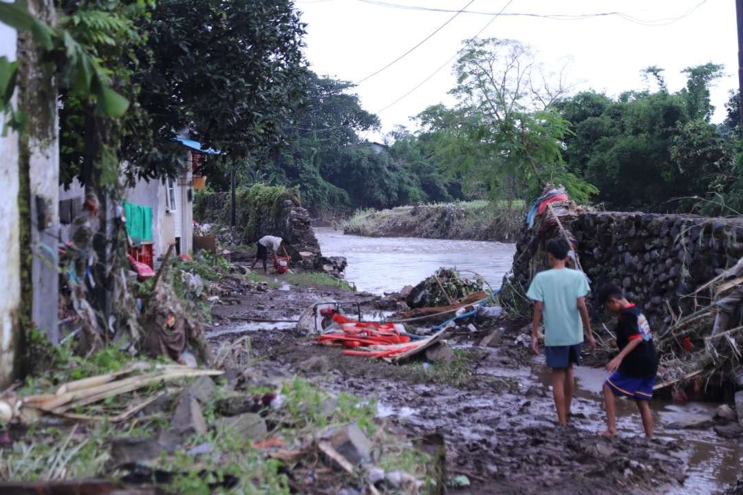 Banjir Jember 2025: BPBD Tanggap Darurat di Perumahan Villa Indah Tegalbesar