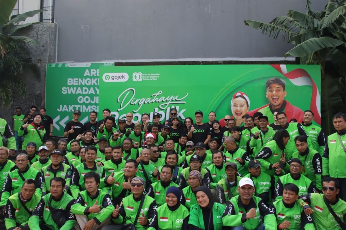 Mensesneg: Merger GoTo-Grab Tentukan Kepastian Perpres Ojol