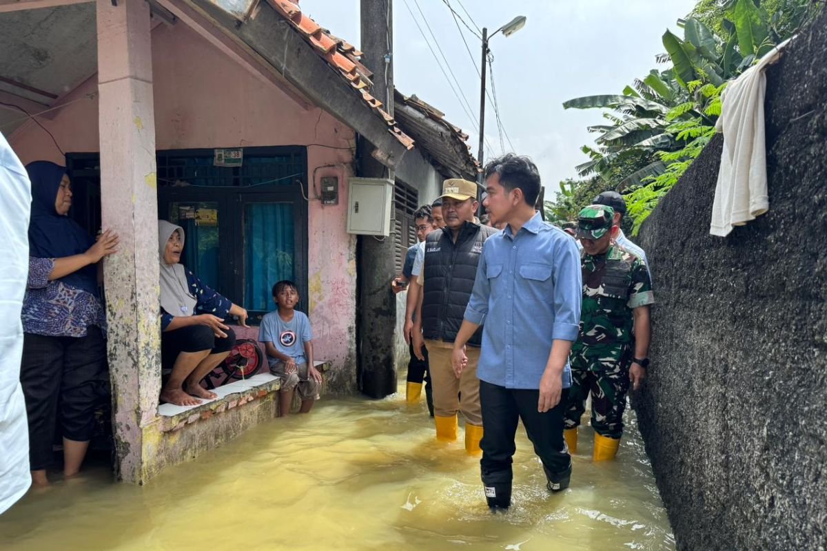 Wapres Gibran Tinjau Banjir Karawang, Prioritaskan Layanan Kesehatan Warga Terdampak