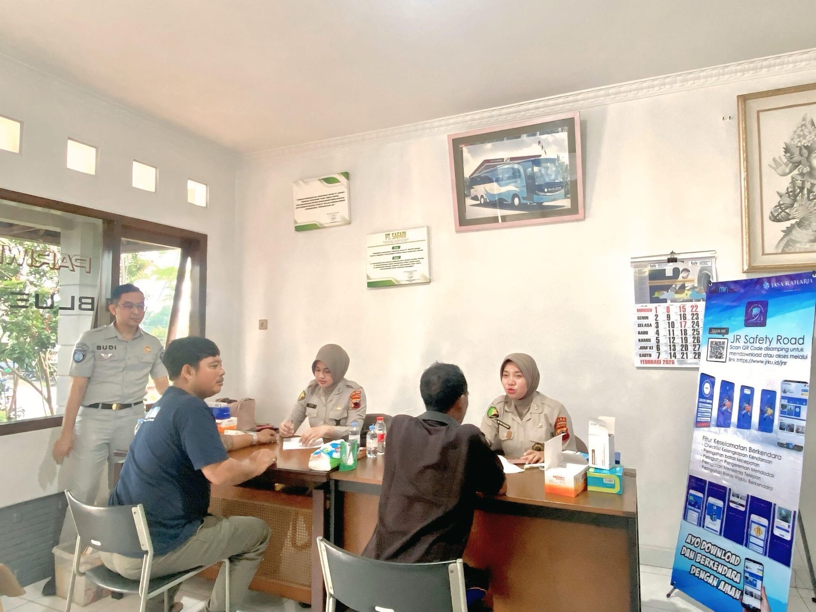 Jasa Raharja Jawa Tengah Gelar Pengobatan Gratis Bagi Kru PO Safari