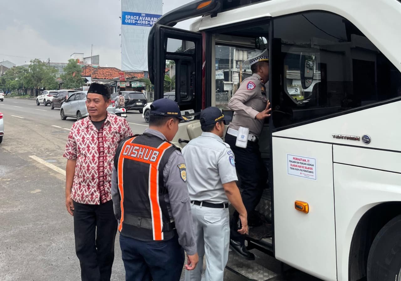 Jasa Raharja Kantor Wilayah Banten Berpartisipasi dalam Kegiatan Rampcheck Kendaraan Angkutan Umum di Wilayah Kota Serang