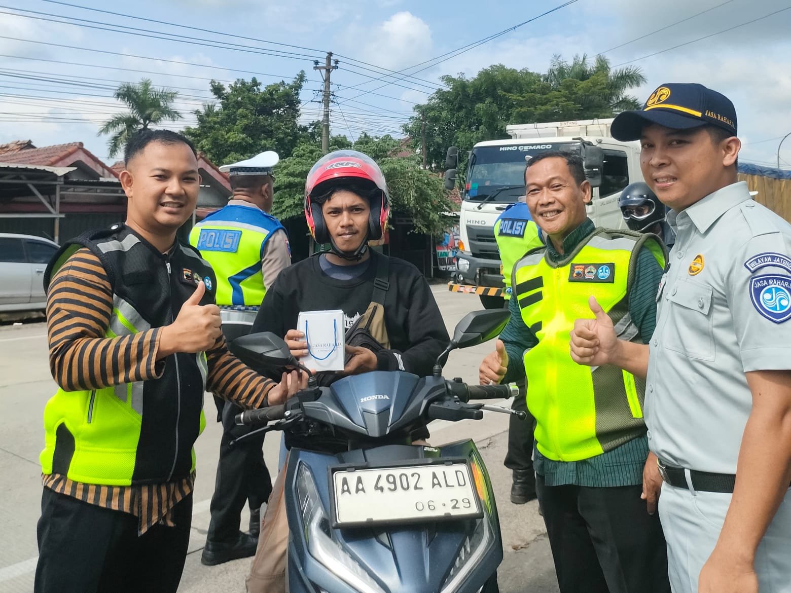 Jasa Raharja Magelang Bersama Mitra Laksanakan Safety Campaign di Kabupaten Purworejo
