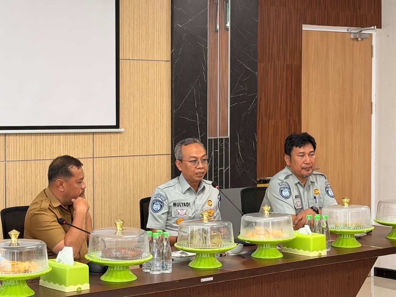 Jasa Raharja Apresiasi Pelayanan Cepat RSUD Tenriawaru melalui Quantum Claim Speed Award