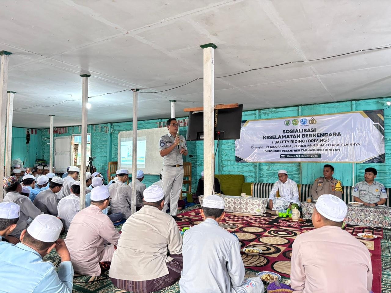 Jasa Raharja Kalsel Dukung Pembinaan Keselamatan Berkendara, Santri Diajak Jadi Pelopor Tertib Lalu Lintas