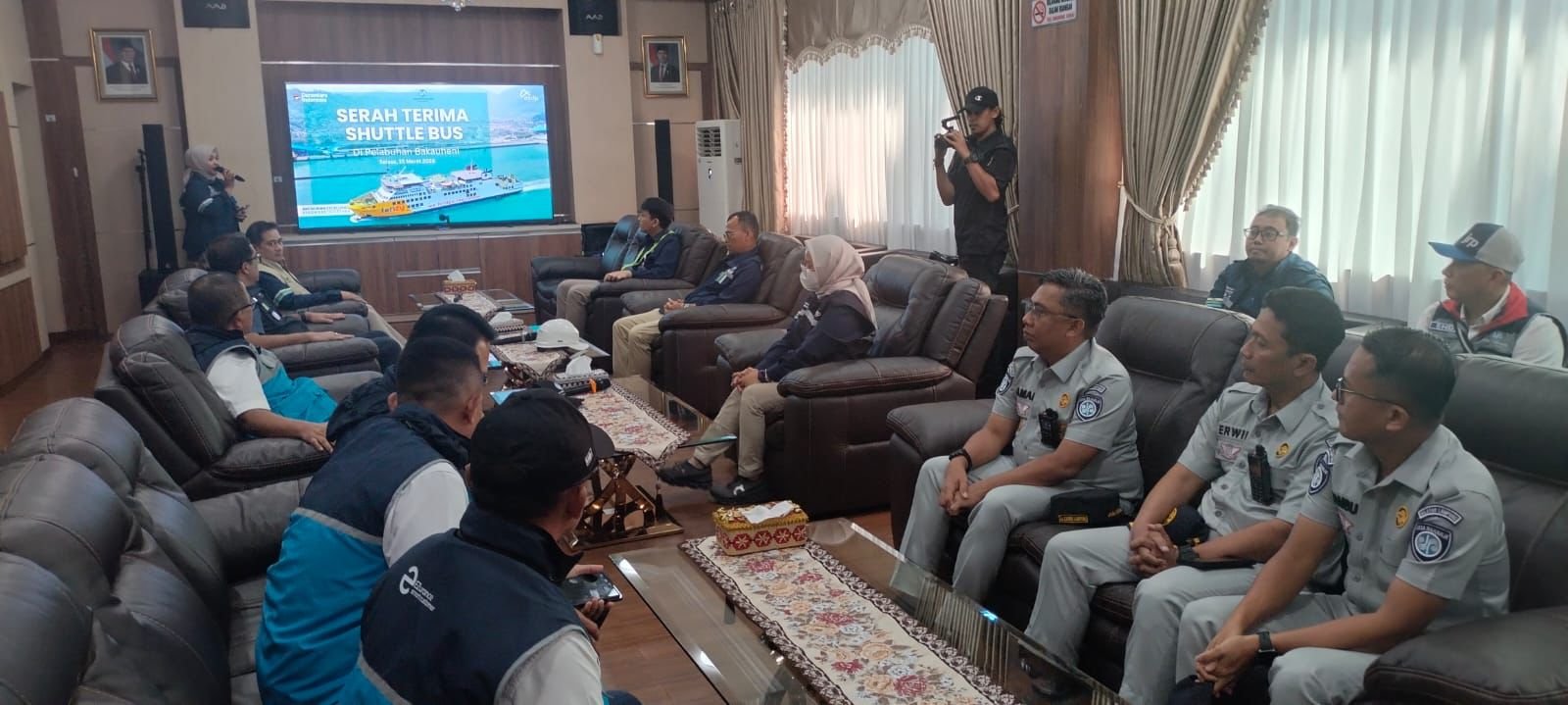 Perkuat Sinergi Angkutan Lebaran, Jasa Raharja Wilayah Lampung Lakukan Aksi Simpatik di Bakauheni