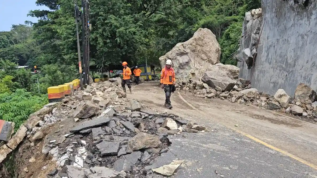 Basarnas: Tanah di Lokasi Longsor Trenggalek–Ponorogo Masih Labil