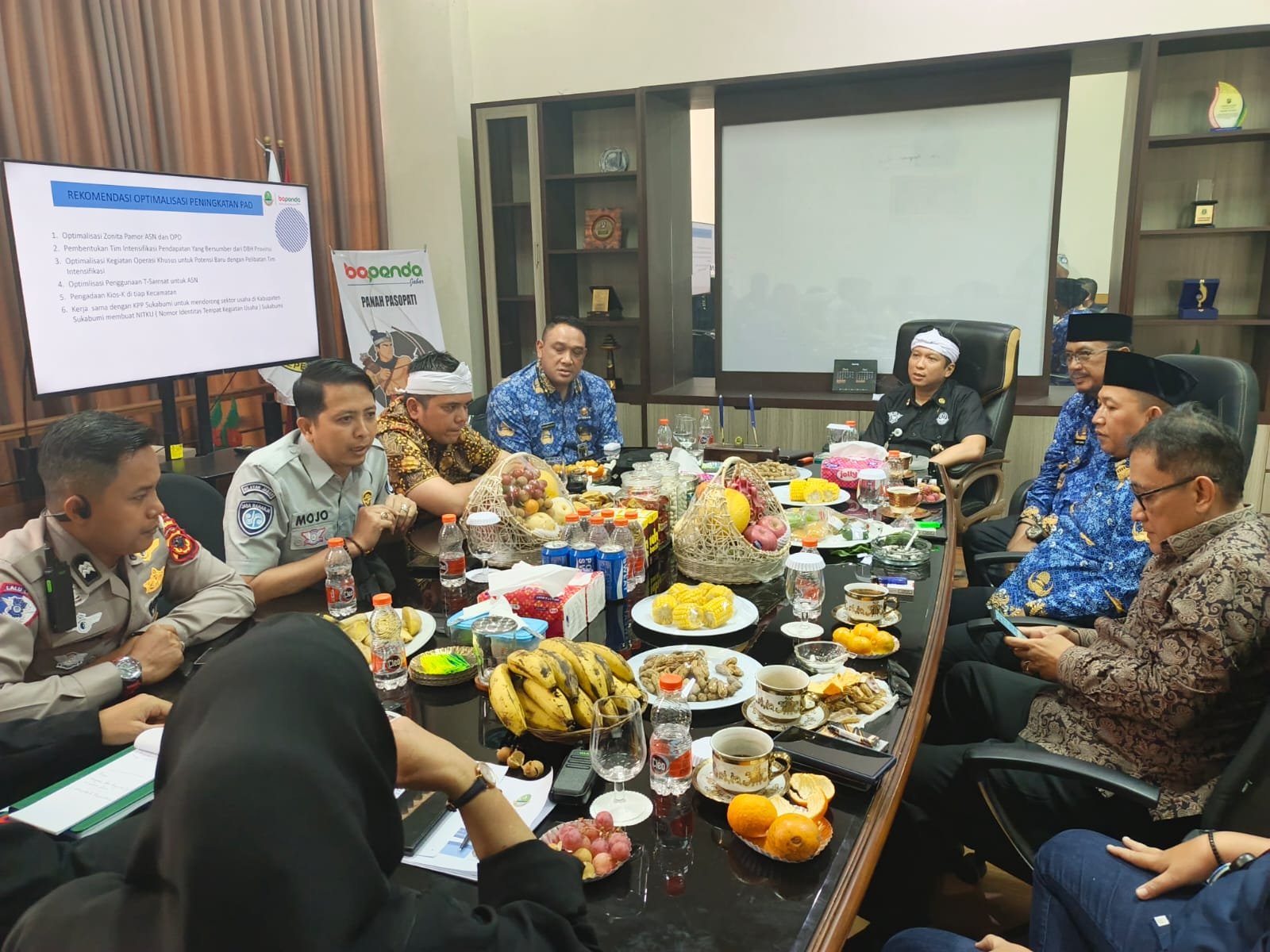 Bupati Sukabumi Pastikan Layanan Samsat Cibadak Makin Mudah dan Cepat