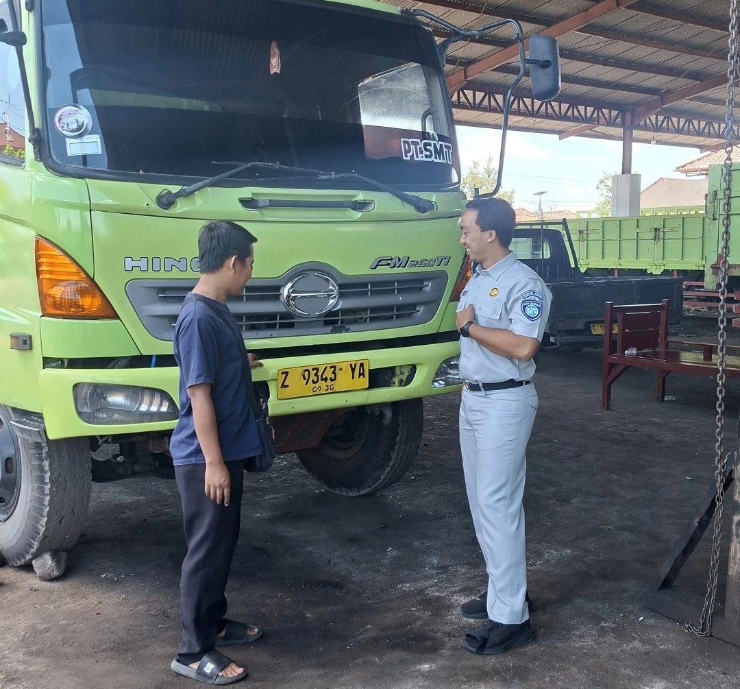 PJ Samsat Kota Banjar Laksanakan Kegiatan SIGAP Instansi di PT Sari Mekar Guna Optimalisasi Pendapatan SWDKLLJ