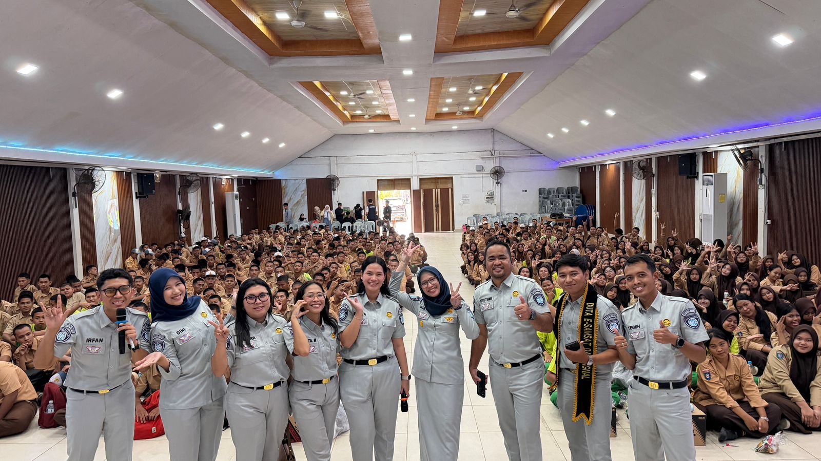 Jasa Raharja Kepri dan Mitra FKLL Provinsi Kepri Gelar Program Safety Campaign On The School di SMKN 1 Batam 