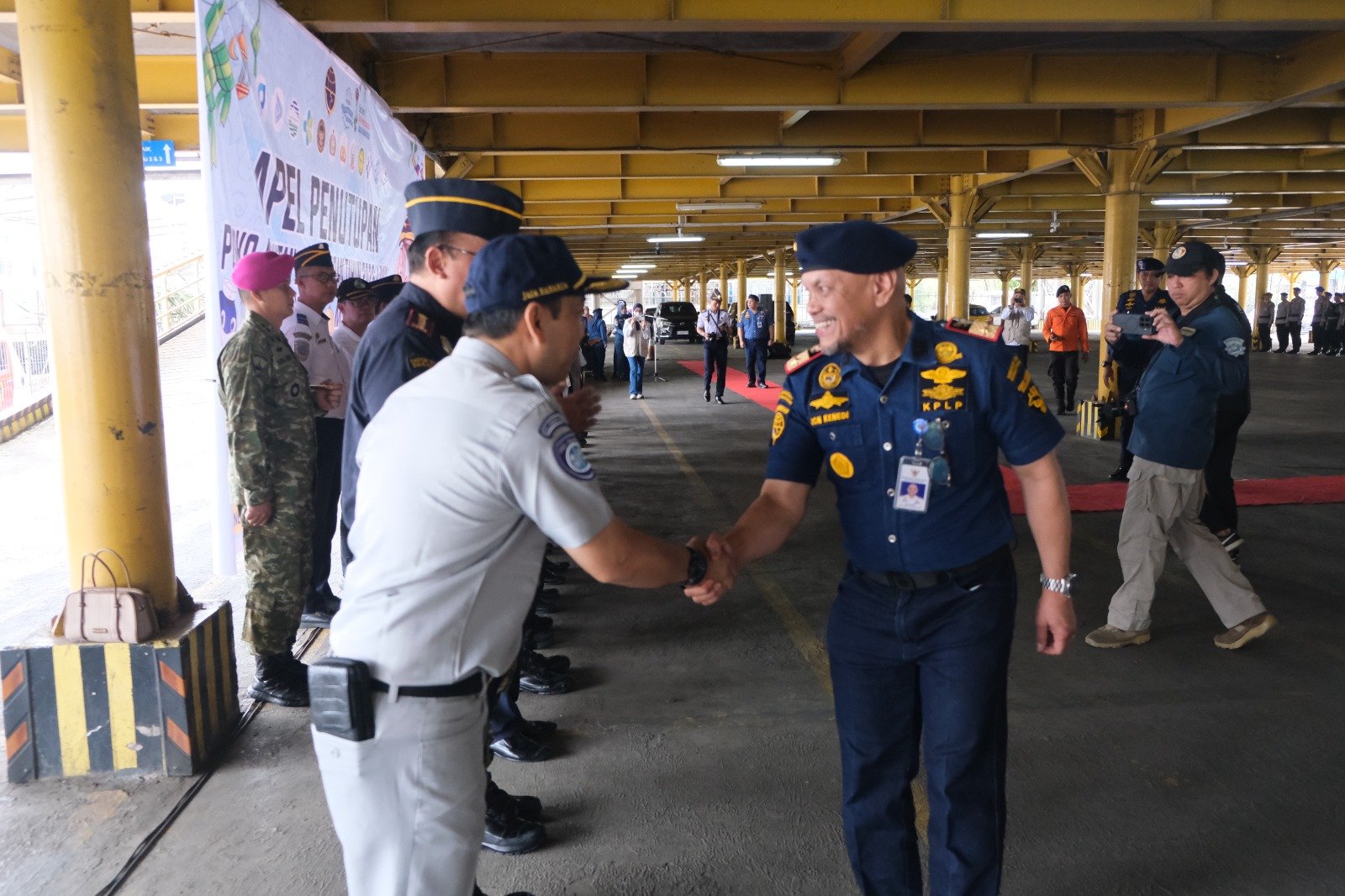 Jasa Raharja Sulsel Hadiri Apel Penutupan Posko Angkutan Laut Lebaran 2026 di Pelabuhan Makassar