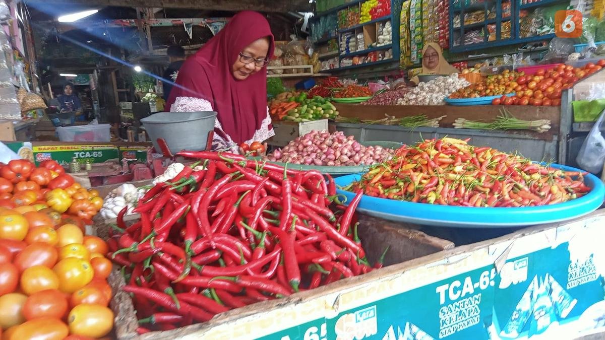 Update PIHPS: Harga Cabai Rawit dan Telur Ayam Kompak Stabil Tinggi