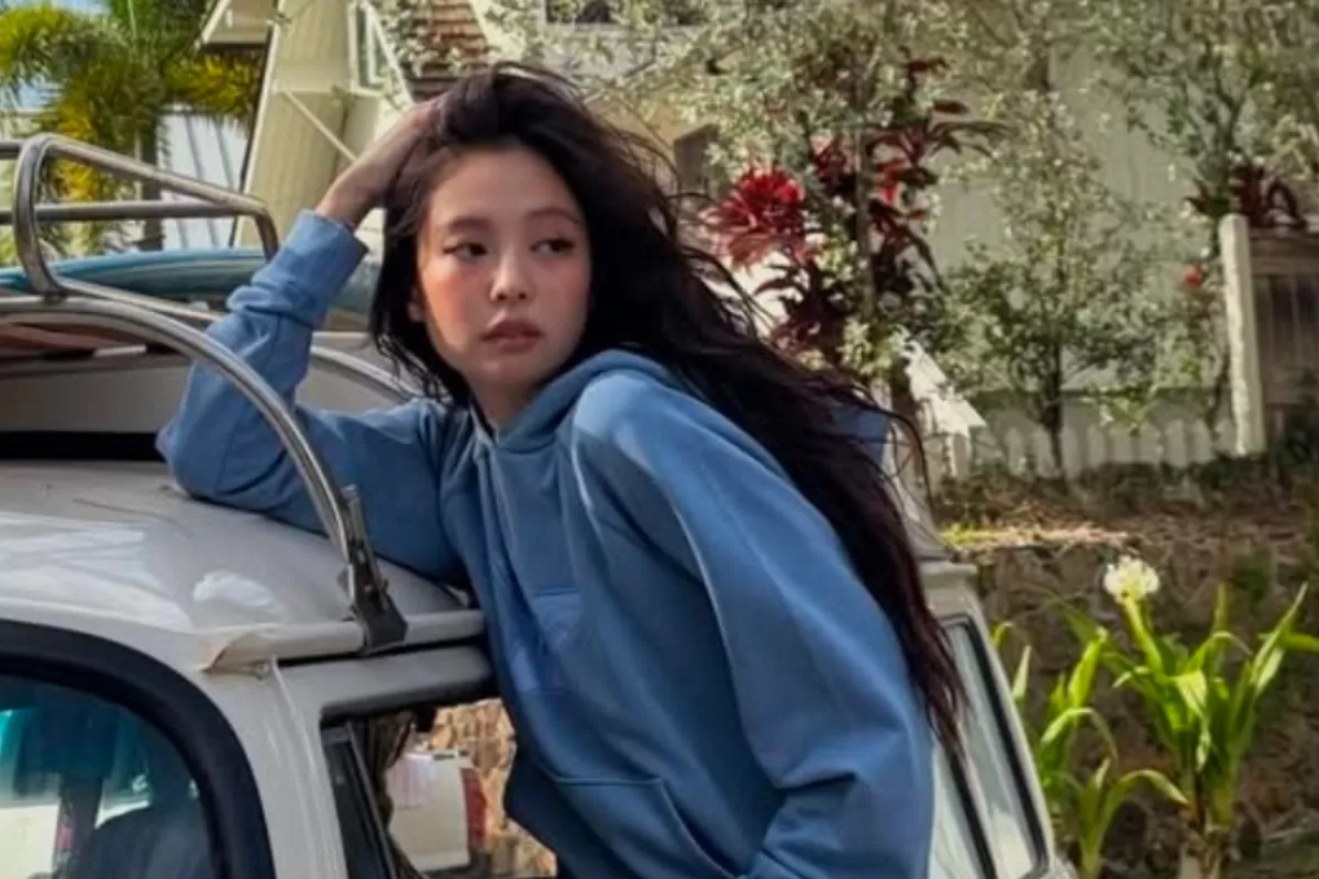 Jennie BLACKPINK dan Tame Impala Cetak Rekor di Billboard Lewat “Dracula”