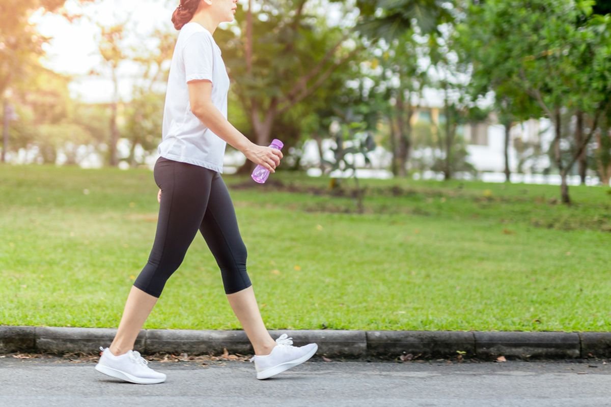 Manfaat Jalan Kaki Pagi: Tingkatkan Energi hingga Jaga Berat Badan