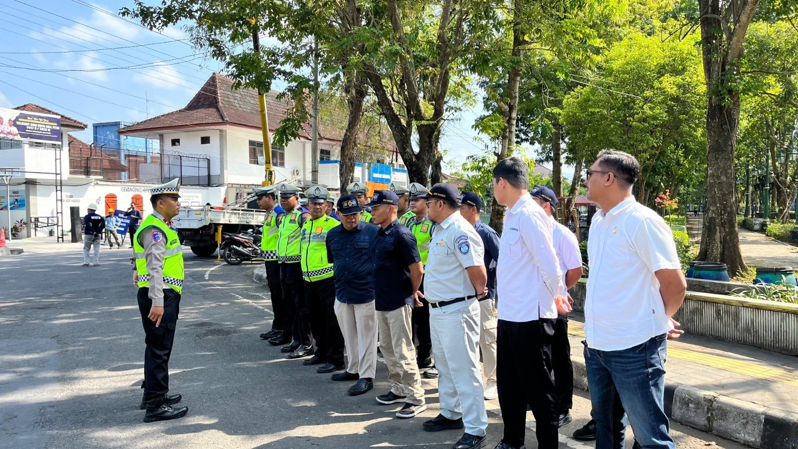 Tingkatkan Kepatuhan Pajak Kendaraan, Lintas Instansi Gelar Operasi Penertiban di Kulon Progo