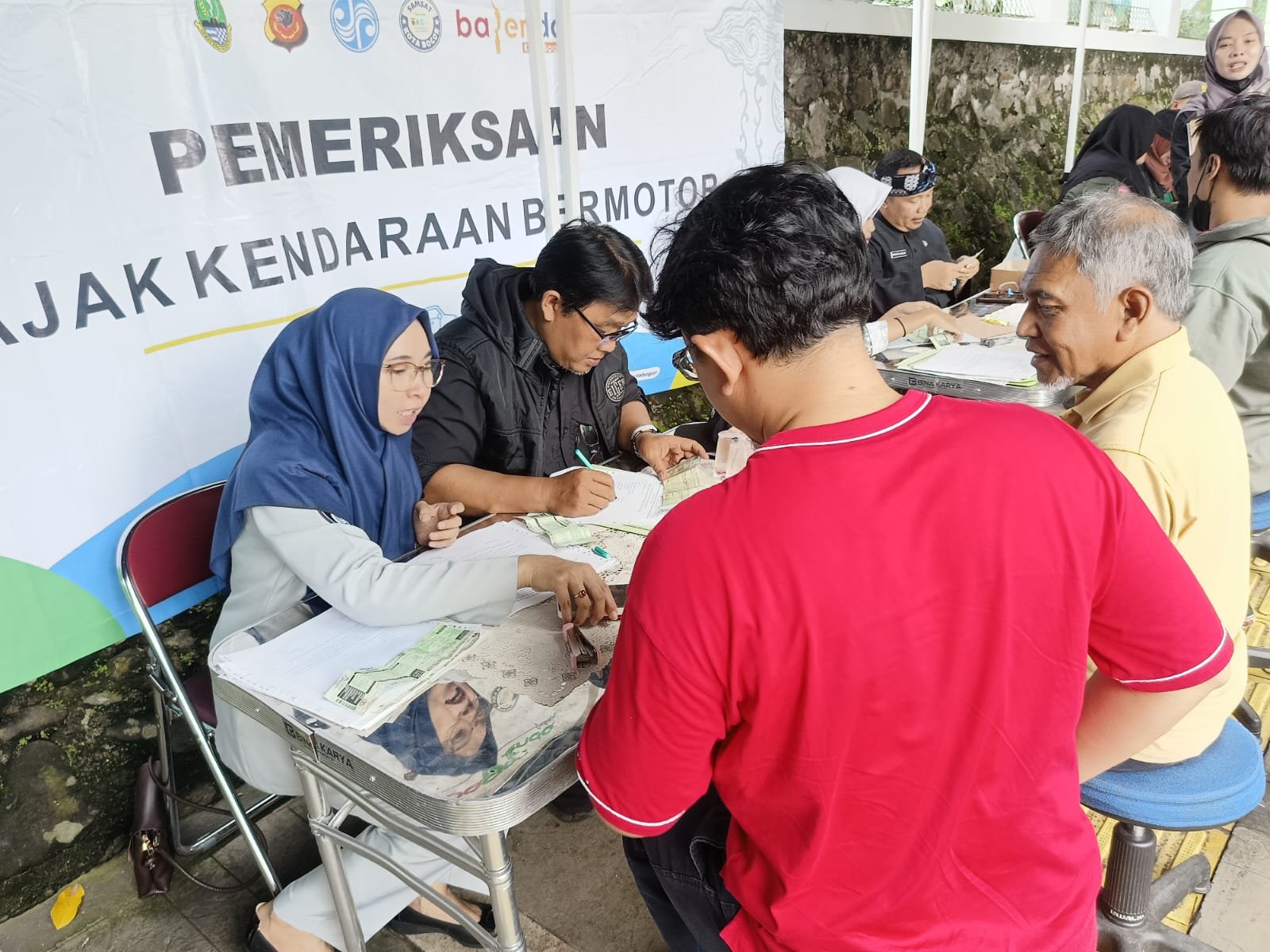 Tim Pembina Samsat Kota Bogor Perkuat Kepatuhan Pajak Kendaraan Lewat Operasi Gabungan 