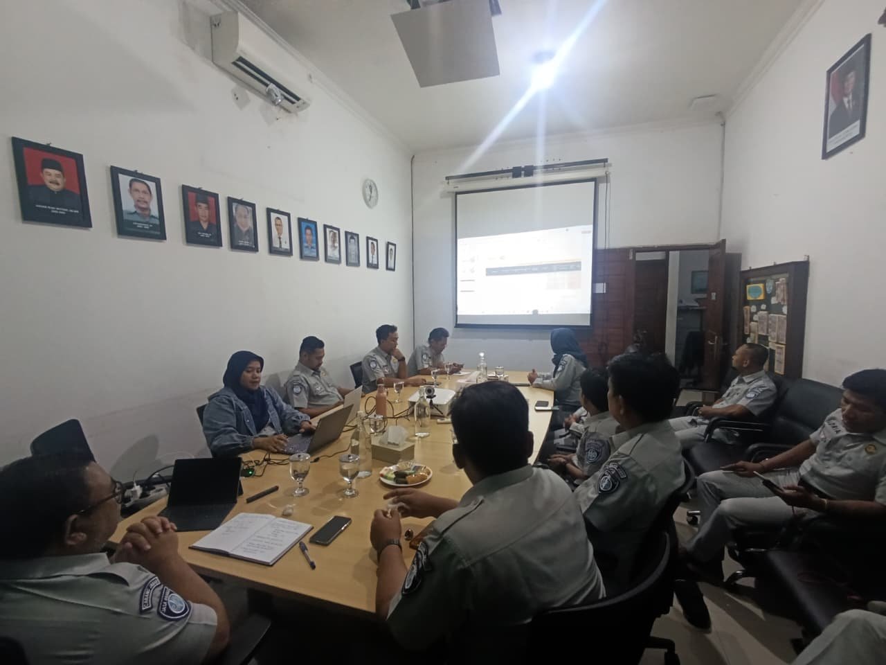 Kepala PT Jasa Raharja Cabang Tasikmalaya Pimpin Kegiatan Analisa dan Evaluasi Kinerja di Berbagai Sektor