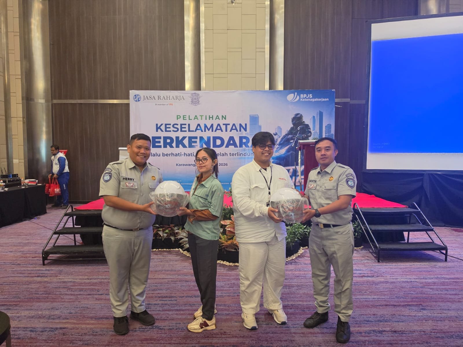 Tekan Angka Kecelakaan, Jasa Raharja Dan BPJS Ketenagakerjaan Gelar Pelatihan Kesehatan Berkendara Di Karawang