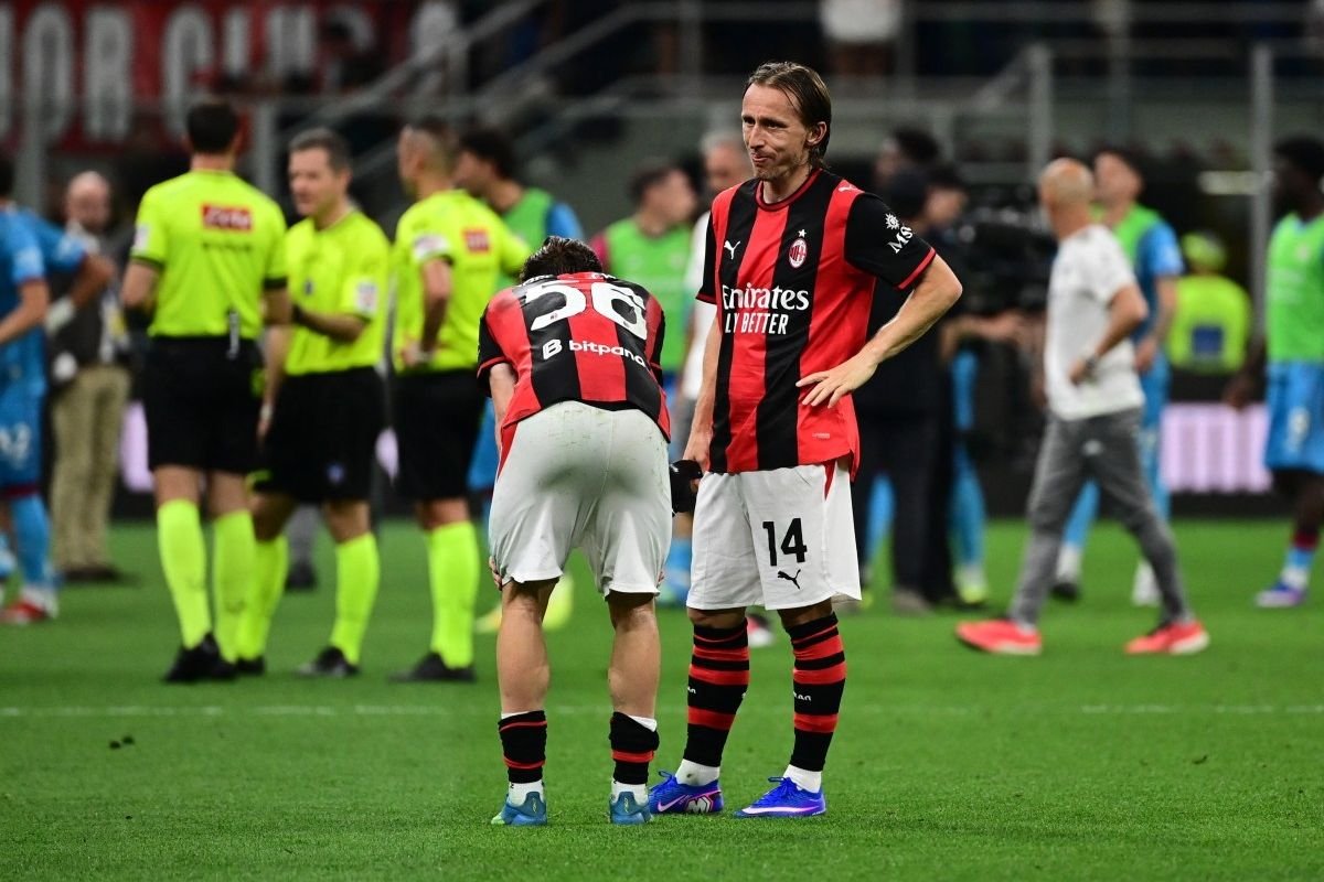Mimpi AC Milan ke Liga Champions Pupus Setelah Takluk dari Cagliari di San Siro
