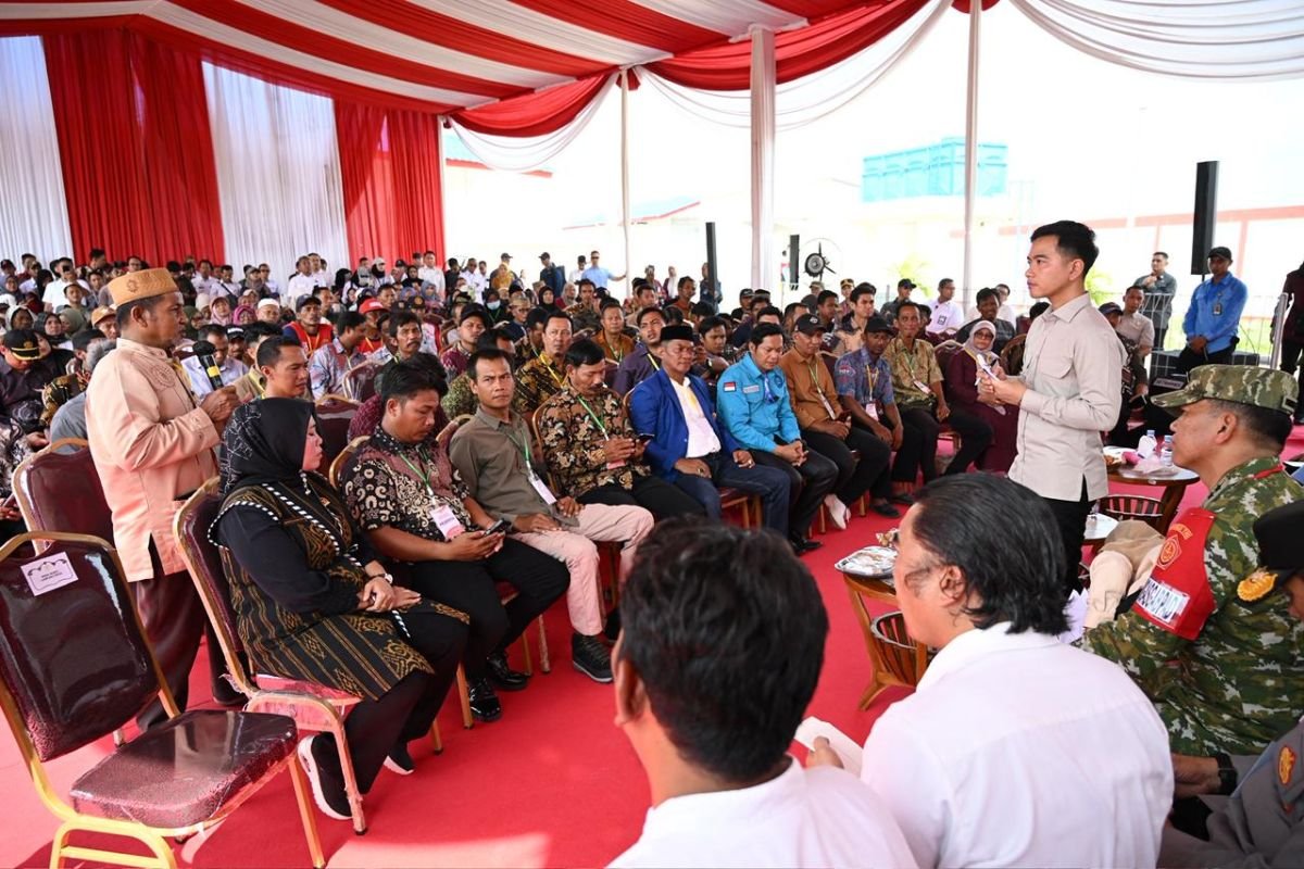 Dialog dengan Nelayan, Gibran Janjikan Perbaikan Kuota Solar dan Perizinan