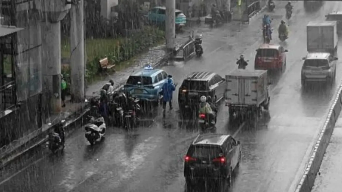 Cuaca Ekstrem Mengintai, BMKG Sebut Banyak Daerah Berpotensi Hujan Lebat