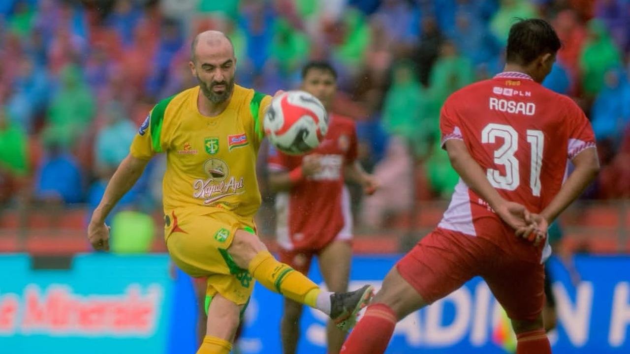 Persebaya Tancap Gas Jelang Akhir Musim, Bernardo Tavares Minta Tim Tetap Rendah Hati