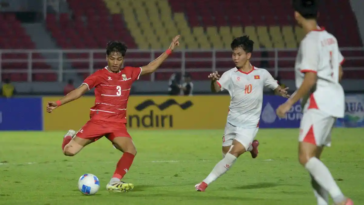 Laga Perdana Piala Asia U17, Timnas Indonesia Tahan Imbang China Tanpa Gol di Paruh Pertama
