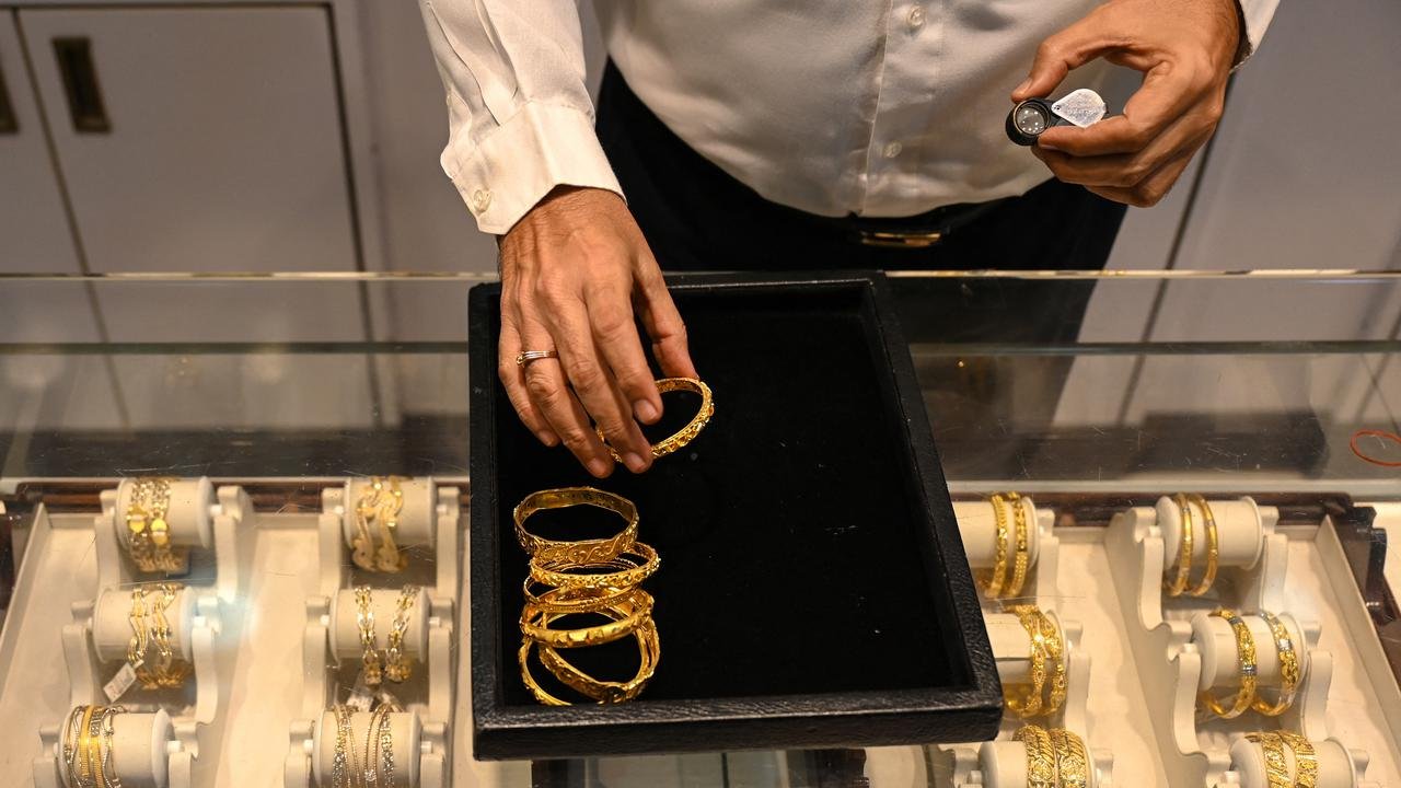 Harga Emas Perhiasan 24K hingga 9K Hari Ini, Cek Daftar Terbarunya