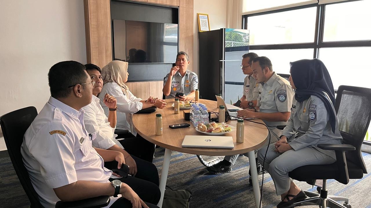 Sinergi Berkelanjutan, Bidang Renbang Bapenda Banten Kunjungi PT Jasa Raharja Kanwil Banten