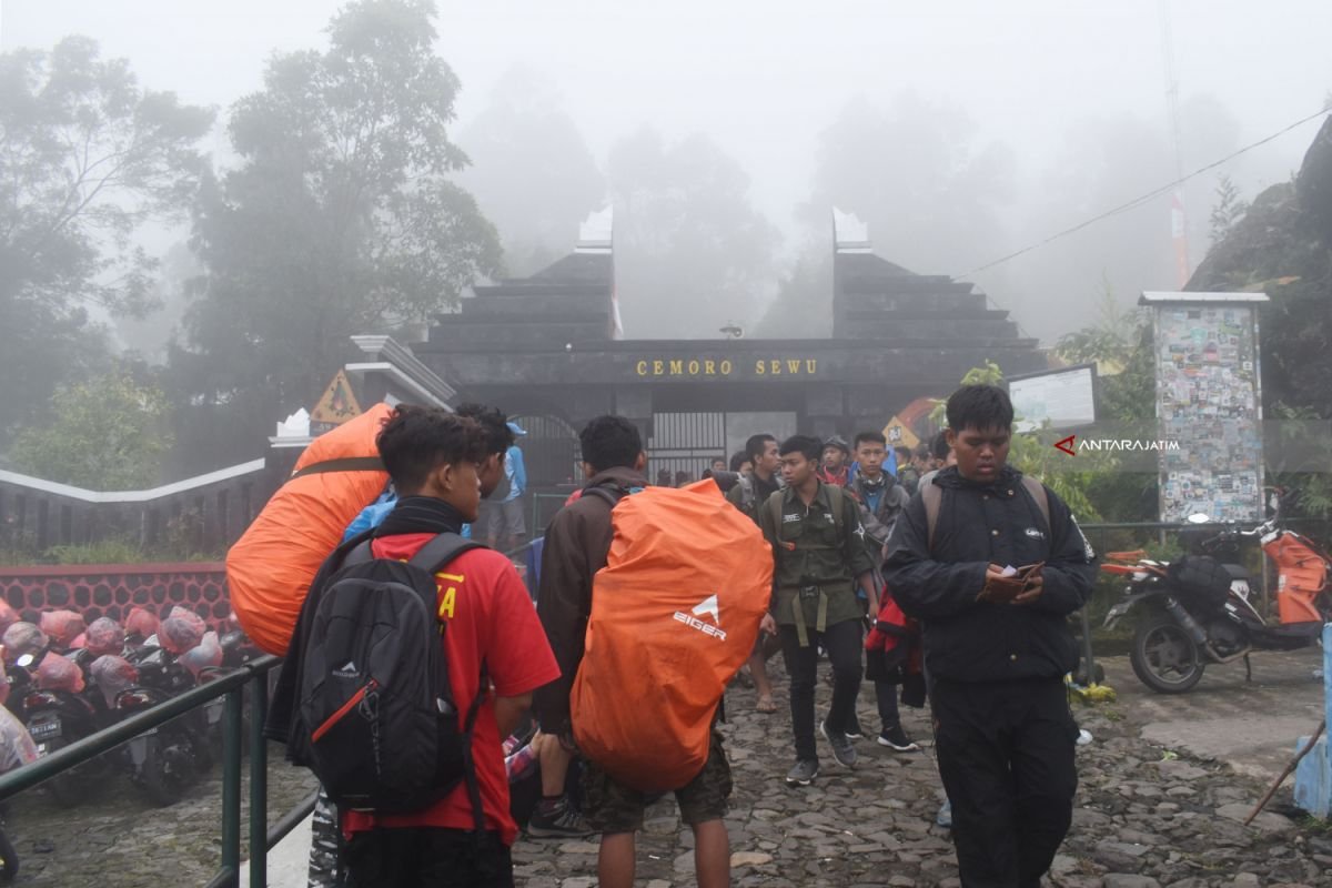 BPBD Magetan Perketat Pengamanan, 390 Pendaki Tercatat Naik Gunung Lawu