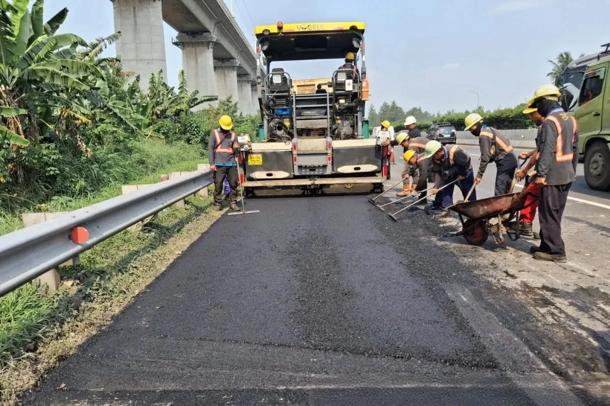 Sejumlah Lajur Tol Cipularang dan Padaleunyi Ditutup Sementara untuk Perbaikan Jalan
