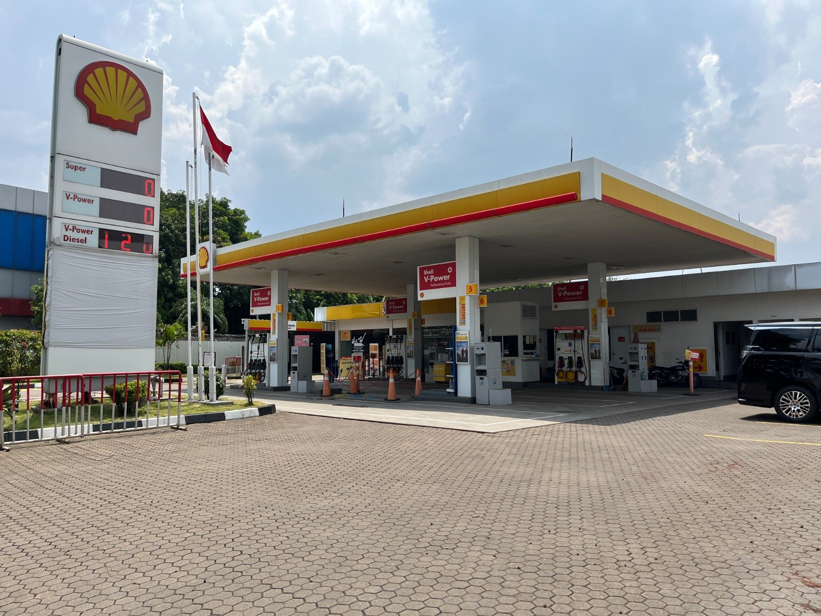 Update Harga BBM: Shell Pangkas Solar, Pertamina Turunkan Dexlite