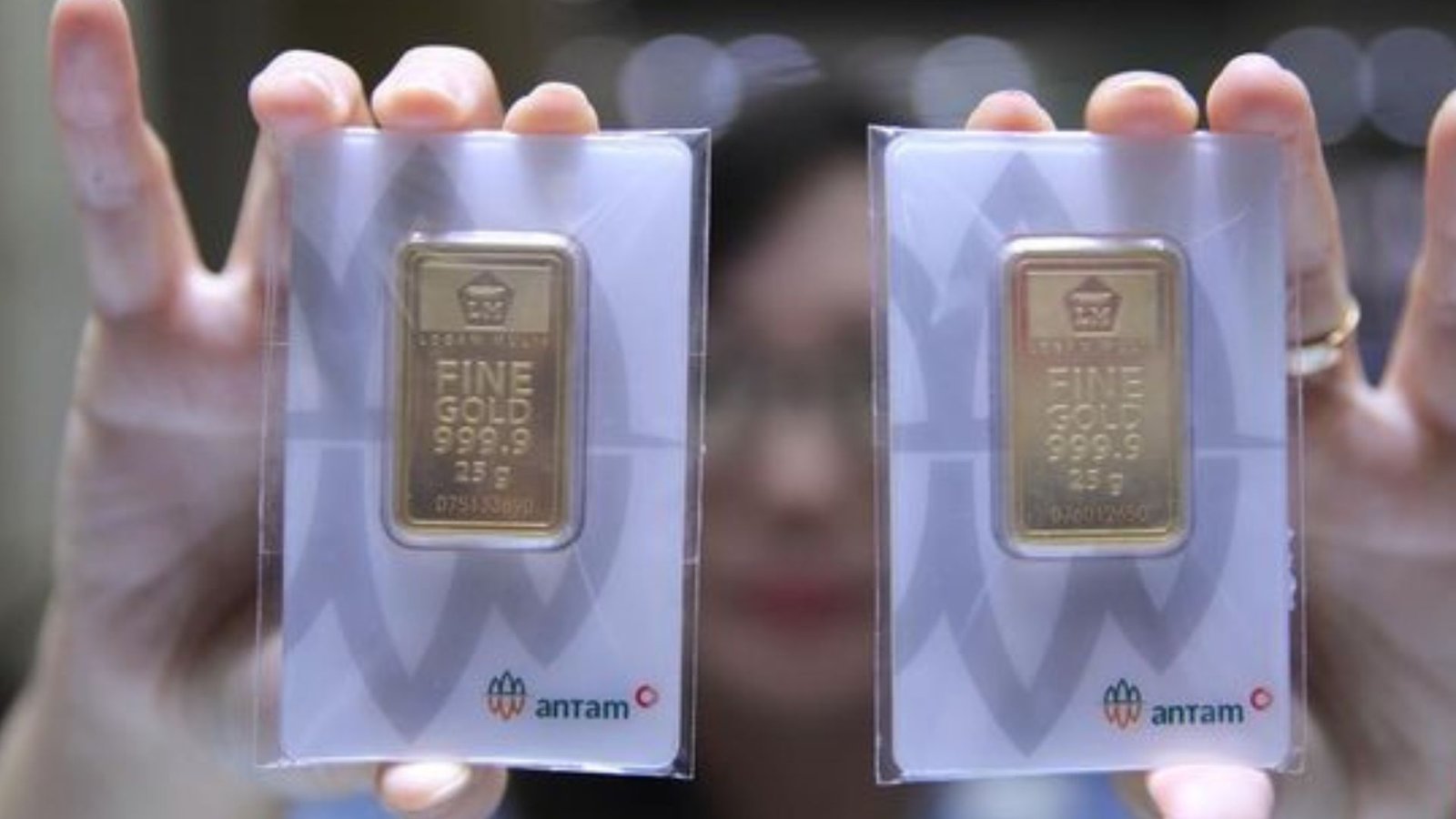 Emas Antam Melemah, Harga Buyback Turut Turun ke Rp2,531 Juta per Gram