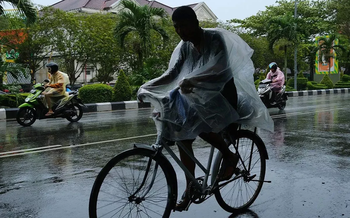 BMKG Prediksi Hujan Ringan Guyur Sejumlah Kota Besar Indonesia pada 9 Juni 2026