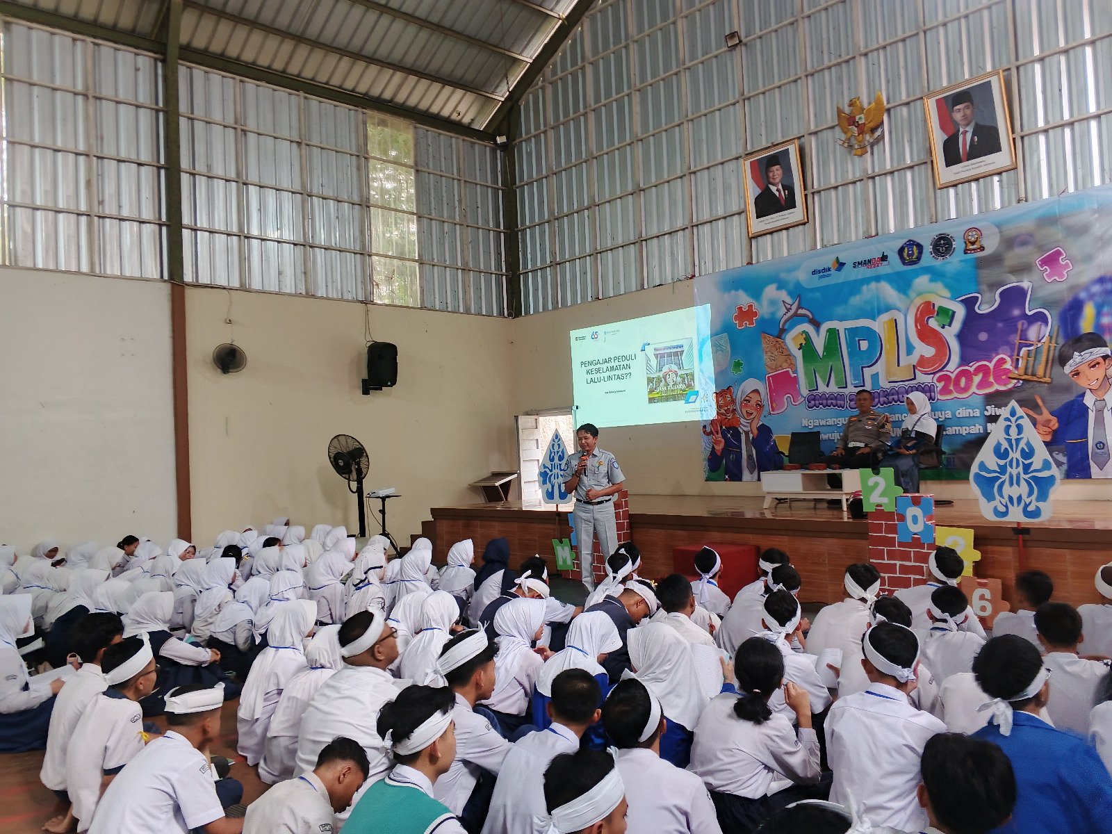 Jasa Raharja Cabang Sukabumi Bersama Satlantas Polres Kota Sukabumi Gelar Program Pengajar Peduli Keselamatan Lalu Lintas (PPKL) di Sekolah Maung SMA N 2 Kota Sukabumi