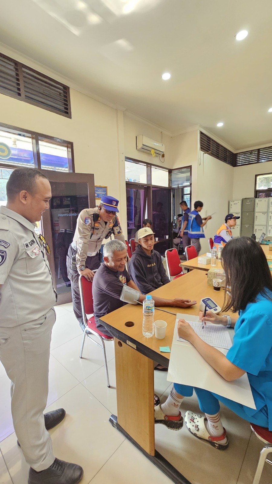 Jasa Raharja Jawa Barat Perkuat Keselamatan melalui Sosialisasi, Ramp Check, dan Pengobatan Gratis di Ruas Toll Padaleunyi – Cipularang