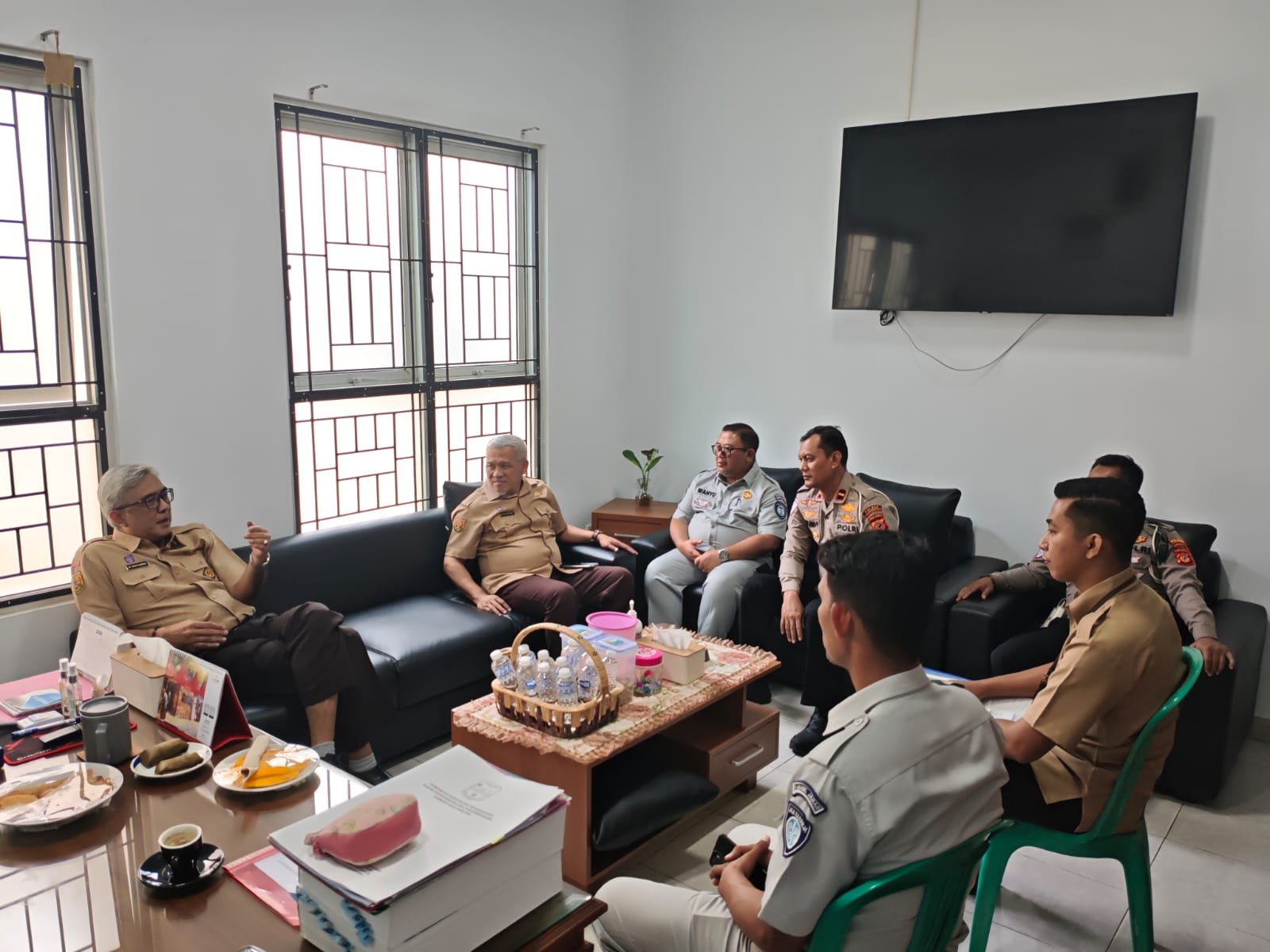 Jasa Raharja Tasikmalaya Bersama P3D Pangandaran Dorong Tertib Lalu Lintas Melalui Koordinasi dengan BKSDM dan Sekda Pangandaran