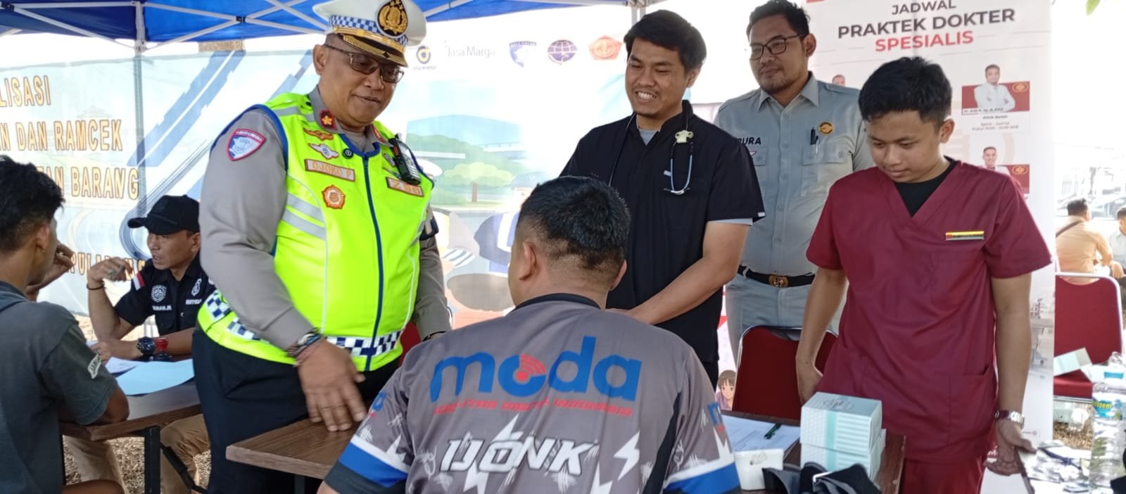 Jasa Raharja Dukung Ramp Check dan Pemeriksaan Kesehatan Pengemudi Angkutan Barang di Tol Cipularang