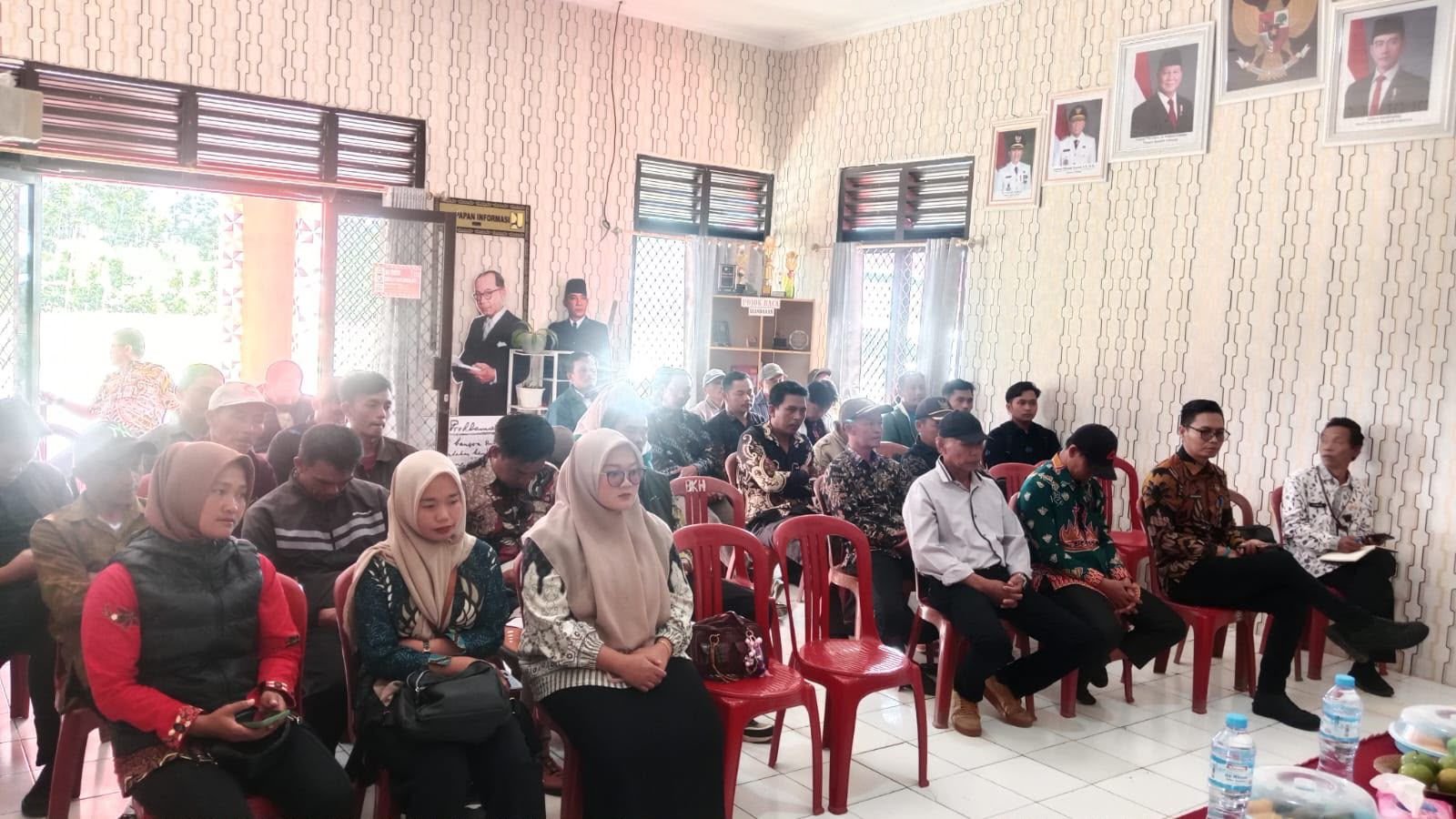 PJ Samsat Liwa Bersama Tim Pembina Samsat Intensifkan Sosialisasi Program Keringanan PKB di Batu Ketulis