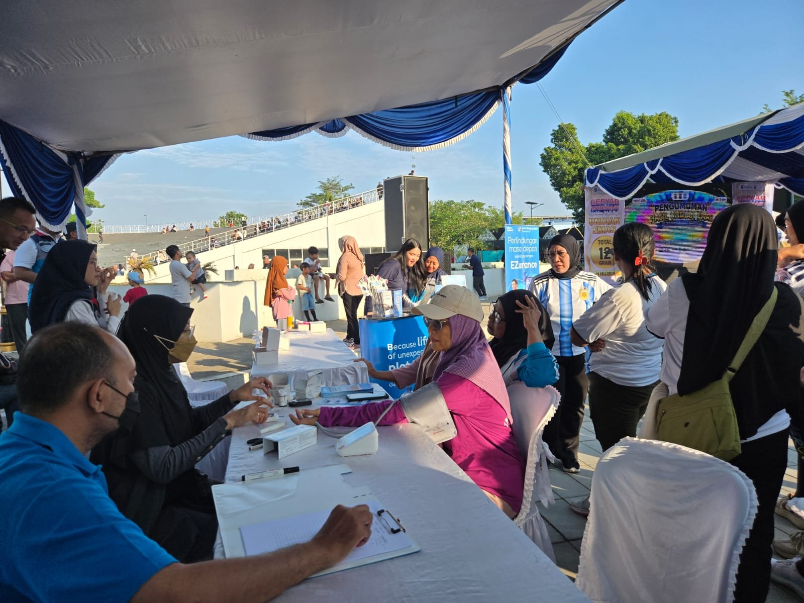 Jasa Raharja NTB Gelar Pelayanan Kesehatan Gratis bagi Masyarakat di Car Free Day