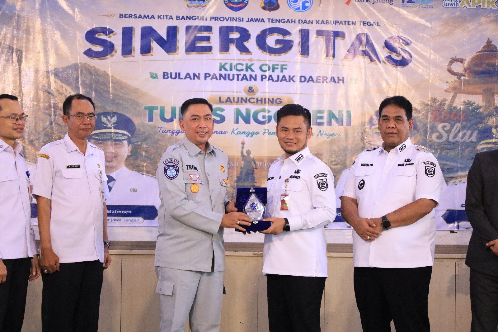 Tim Pembina Samsat Jawa Tengah Gelar Roadshow di Kabupaten Tegal, Perkuat Sinergi Tingkatkan Kepatuhan Pajak Kendaraan Bermotor