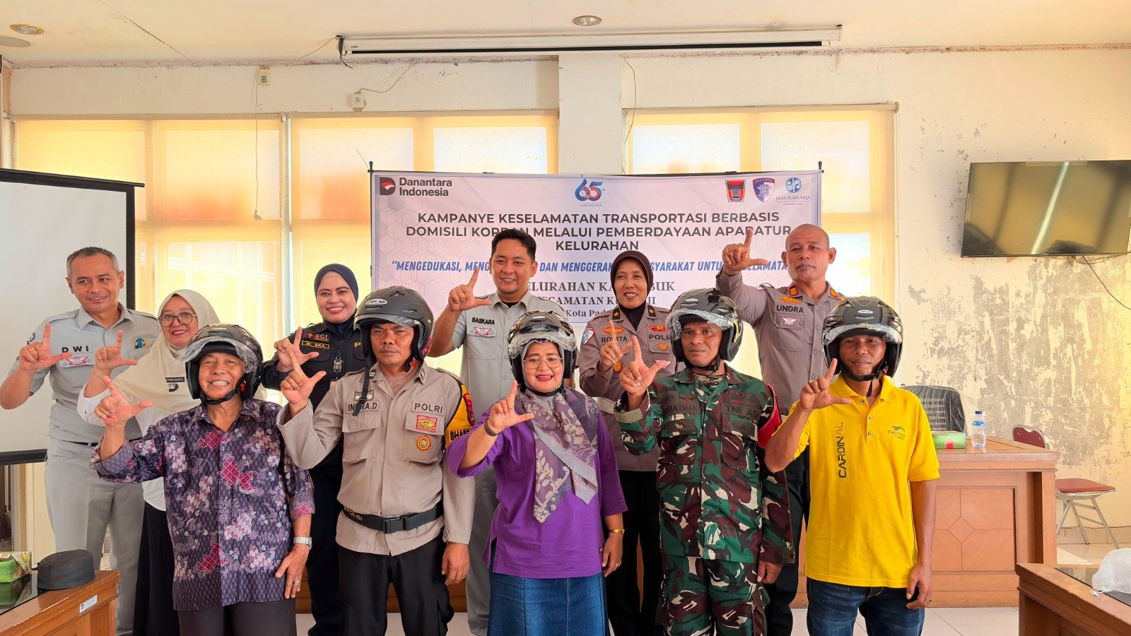 Jasa Raharja Sumbar Edukasi Keselamatan Berlalu Lintas dan PPGD kepada Aparatur Kelurahan di Kecamatan Kuranji
