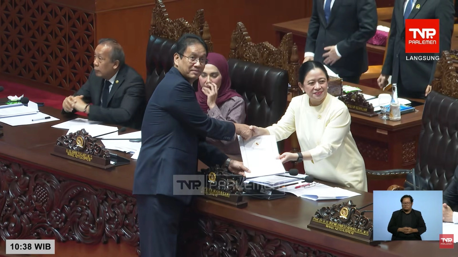 RUU Pusat Finansial Internasional Indonesia Resmi Jadi Undang-Undang