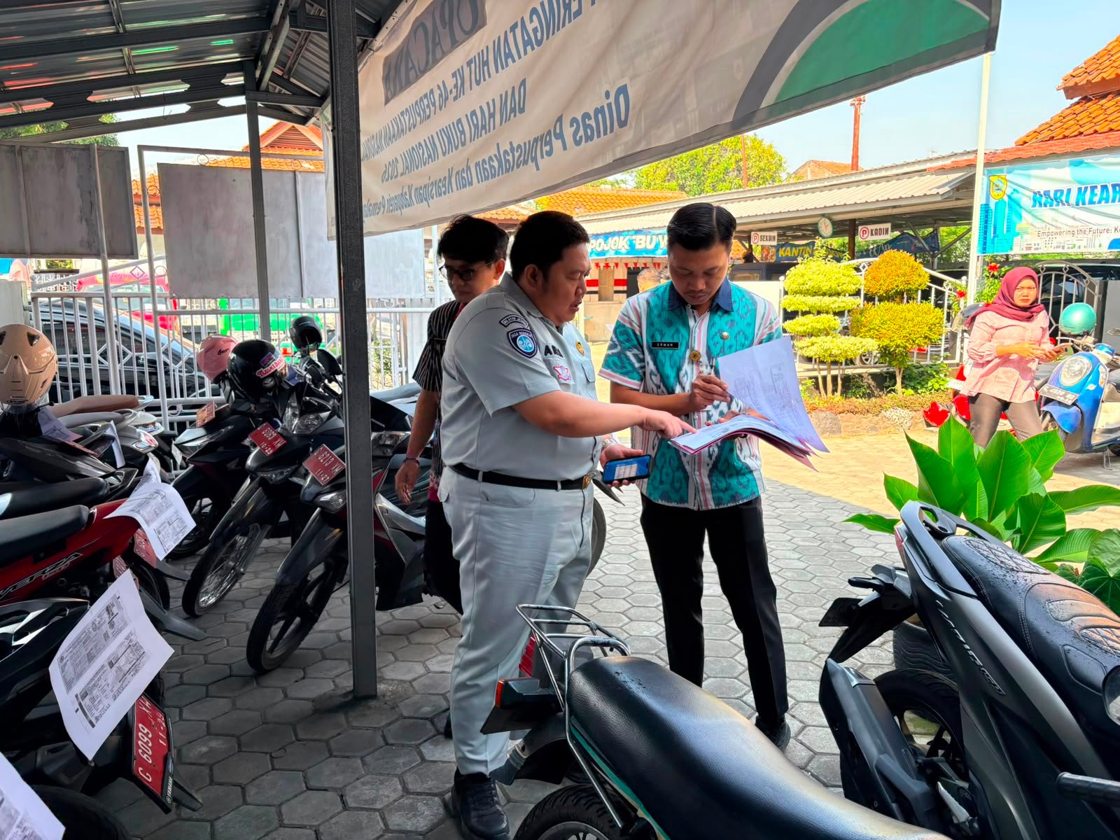 Tim Pembina Samsat Kabupaten Pemalang Gelar Gadis Pantura untuk Tingkatkan Kepatuhan Pajak Kendaraan di Lingkungan OPD