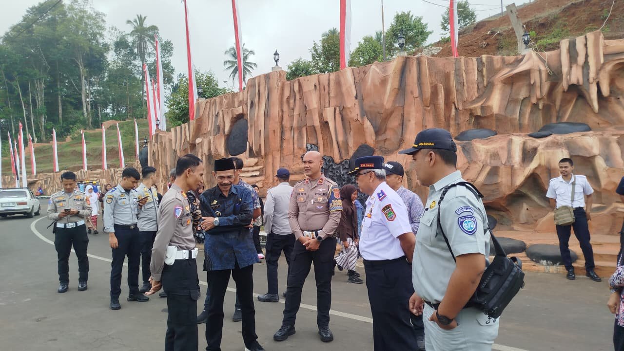 Jasa Raharja Hadiri Forum Penilaian Kampung Tertib Lalu Lintas di Desa Sukamulya