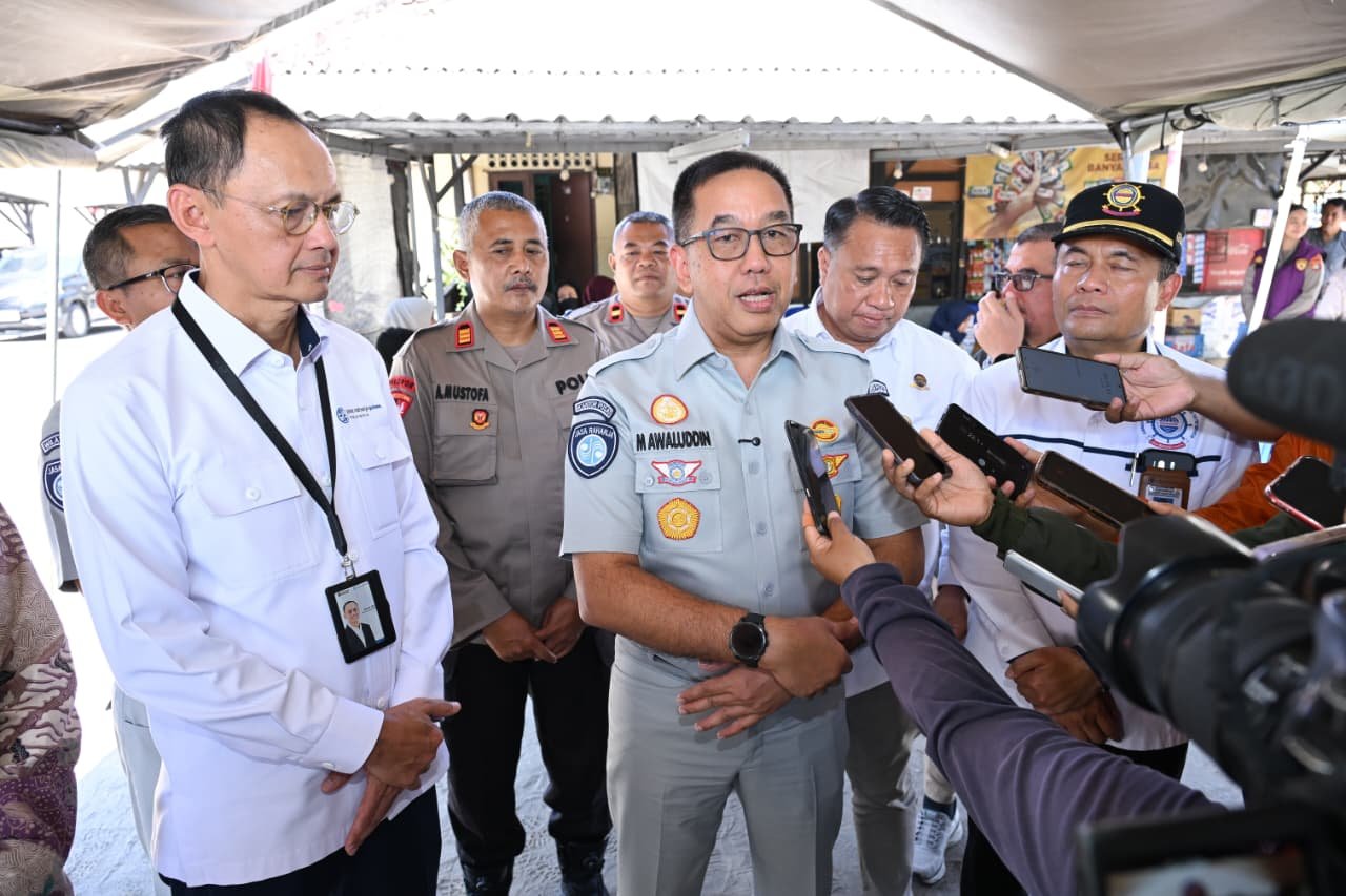 Dalam 24 Jam, Dirut Jasa Raharja Serahkan Santunan kepada Ahli Waris Korban Kebakaran KMP Putri Yasmin