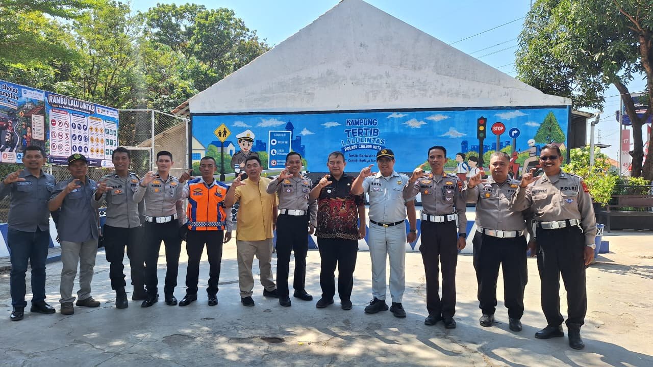 Tingkatkan Tertib Berlalu Lintas, PT Jasa Raharja (Persero) Cabang Cirebon Bersama Polres Cirebon Kota Dan Polres Kuningan Wujudkan Kampung Tertib Lalu Lintas