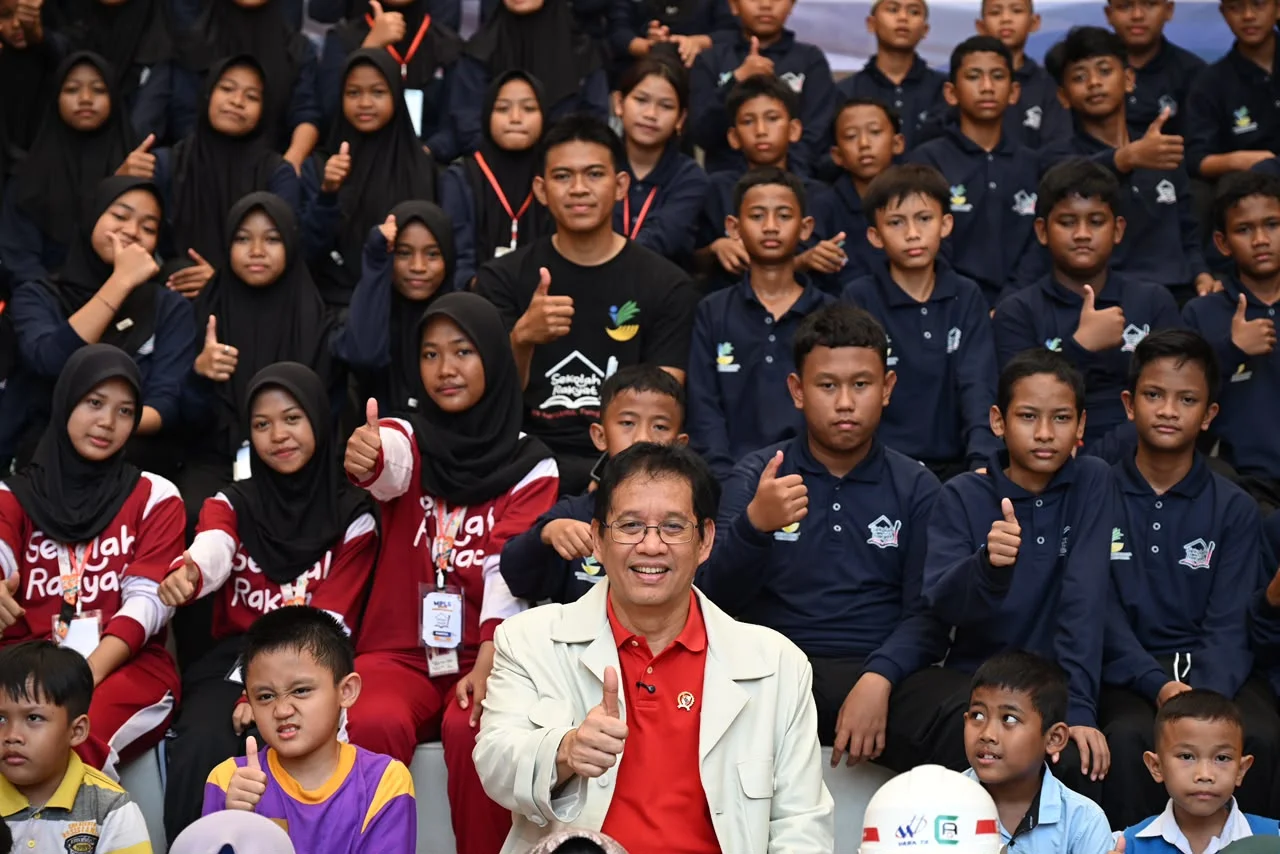 Menkeu Purbaya Tinjau Sekolah Rakyat Terintegrasi 2 Surabaya Senilai Rp3,52 Triliun