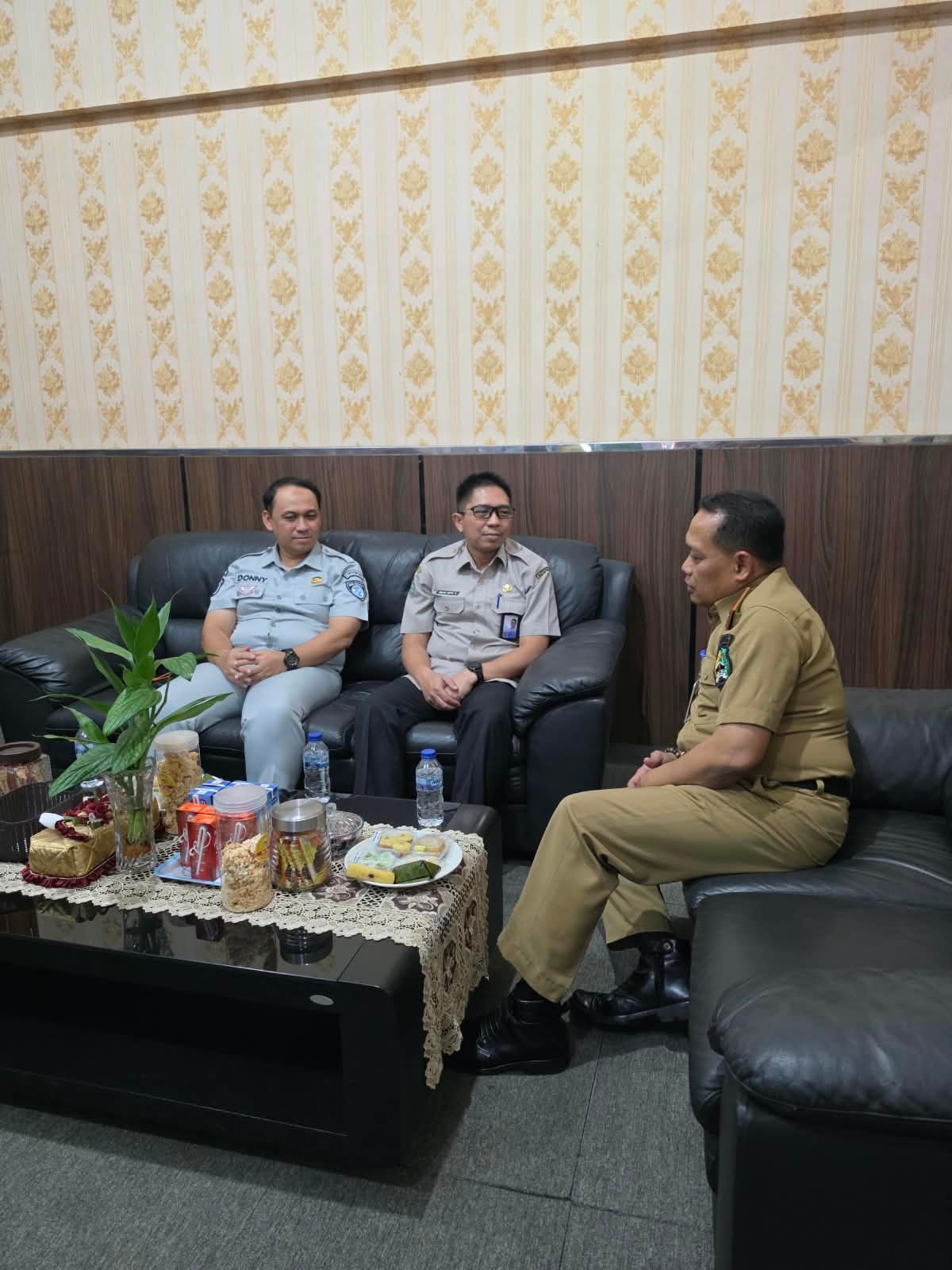 Audiensi Jasa Raharja dengan Sekretaris Daerah Magetan untuk Tingkatkan Kepatuhan Pembayaran Pajak Kendaraan Bermotor